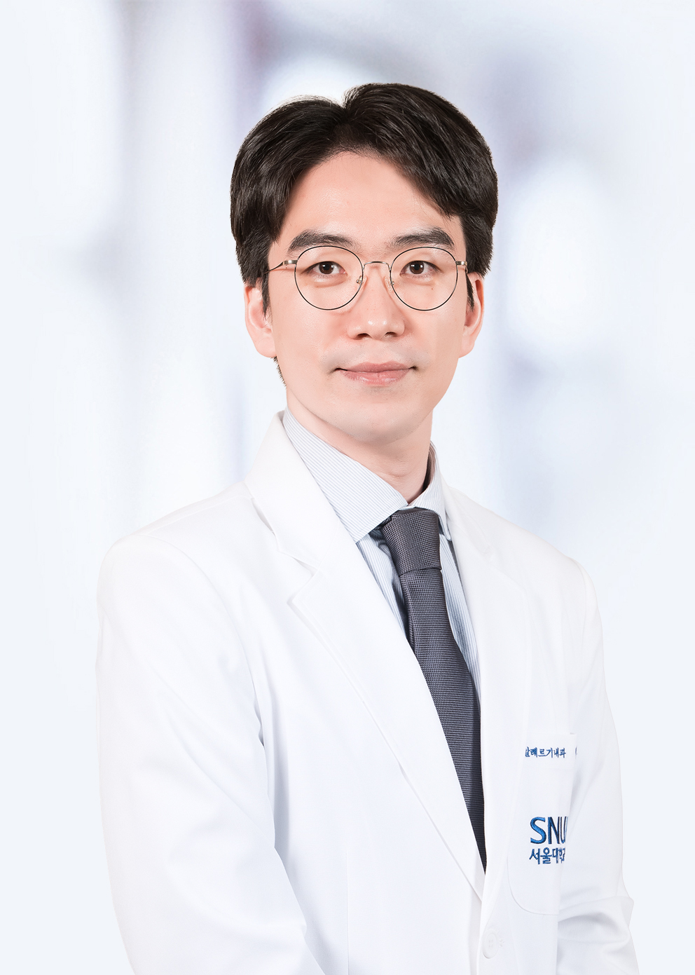 SE JIN PARK