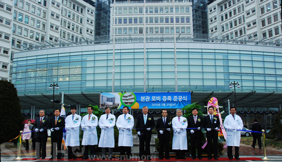 본관 로비 확장 증축