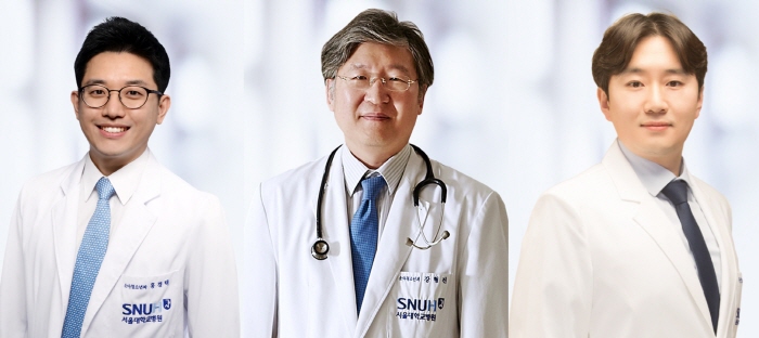 [사진 왼쪽부터] 서울대병원 소아청소년과 홍경택&middot;강형진 교수, 융합의학과 한도현 교수