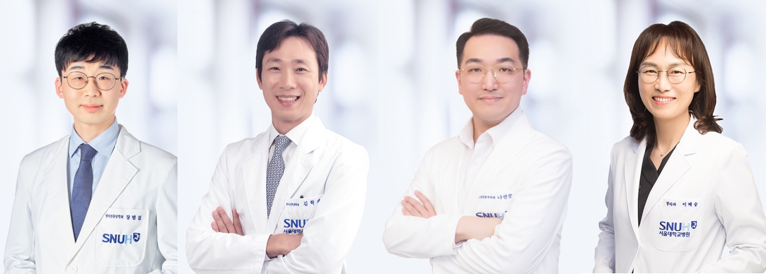 [사진 왼쪽부터] 서울대병원 방사선종양학과 장범섭&middot;김학재 교수, 심장혈관흉부외과 나권중 교수, 병리과 이혜승 교수